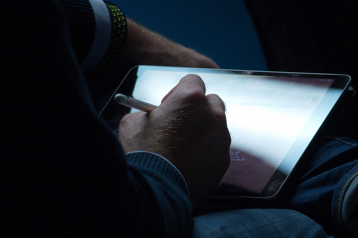 ETECTURE Ipad